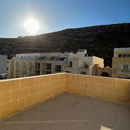 Anton Court Apartment Xlendi